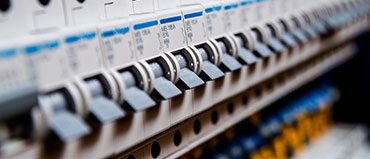 AC Circuit Breaker Market